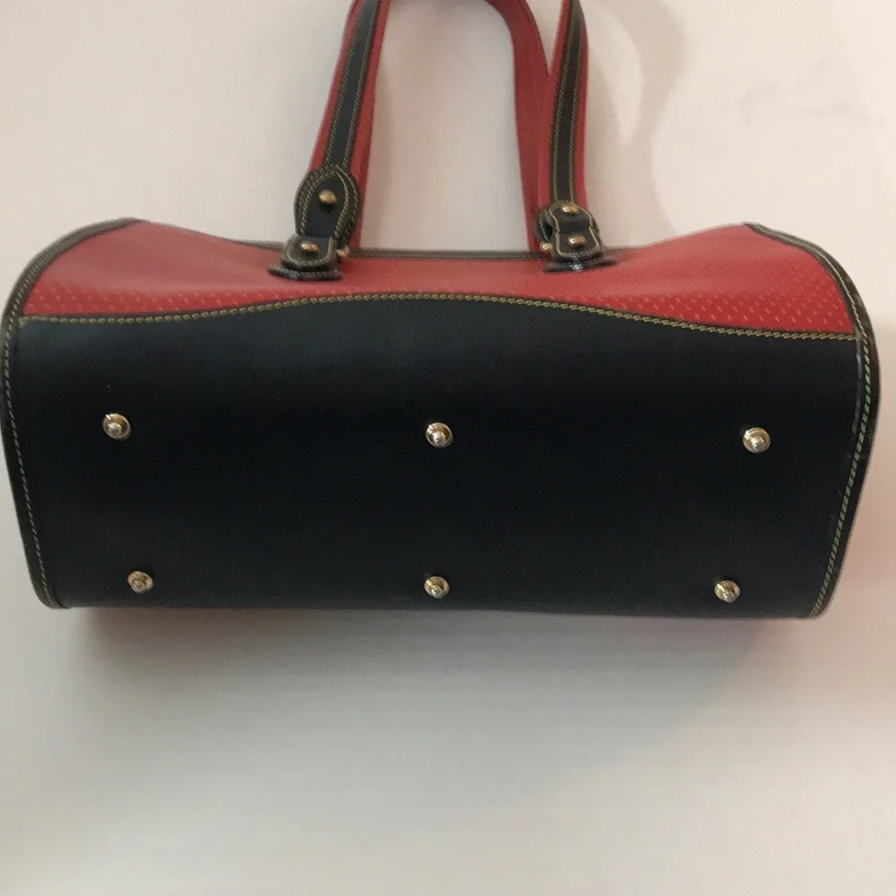 Dooney & Bourke Satchel‎ Red Black Perforated Leather Vintage USA Old Money